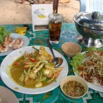 แวะทานอาหารทะเลก่อน