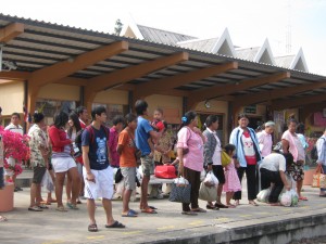 1. สถานีรถไฟนครปฐม