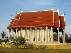 (ภายนอก) โบสถ์หลังใหม่