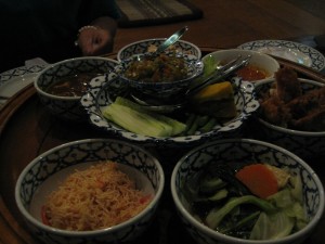 อาหารขันโตก