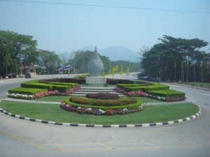 วันที่ 25 ก.พ.55 ดูงานที่ศูนย์บรรณสารฯ มฟล.