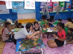 สานปลาตะเพียนก็ขายดี น่าชื่นใจ