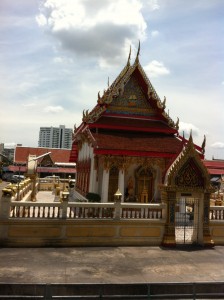 วัดน้อยนางหงษ์