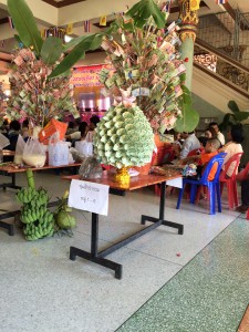 พุ่มผ้าป่าสามัคคี-จัดสวยงาม